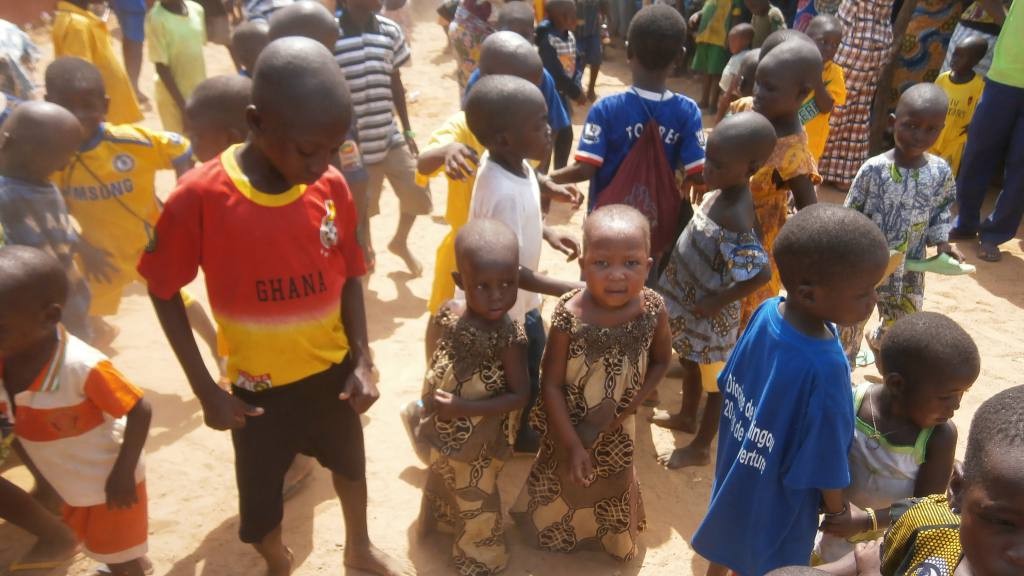 bambini africani in festa